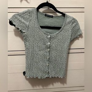 Brandy Melville Zelly Button Down Top